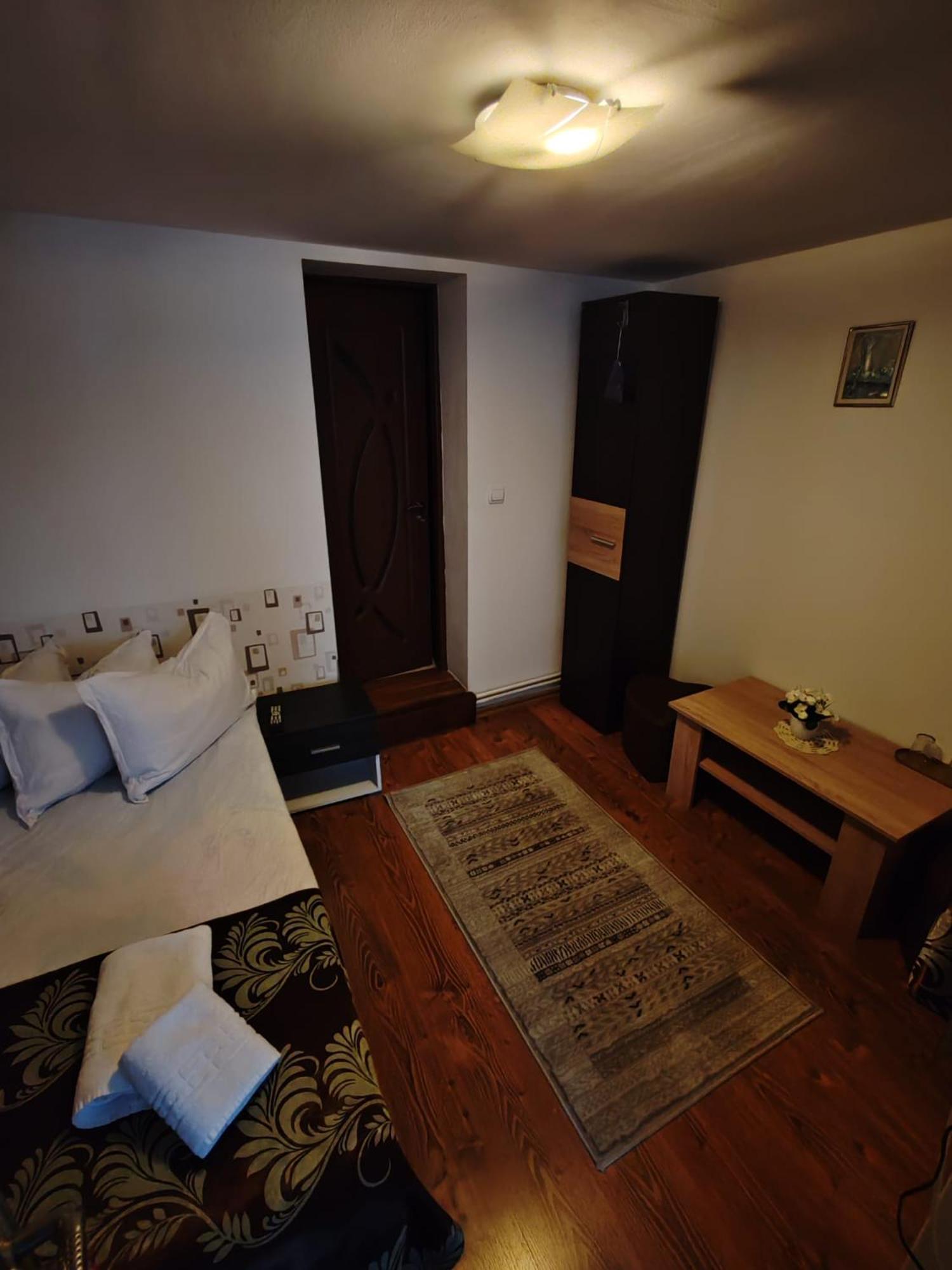 Casa Alex Hotel Toplita  Ngoại thất bức ảnh